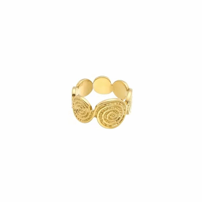 Twisted ring