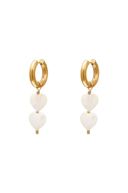 White heart oorbellen